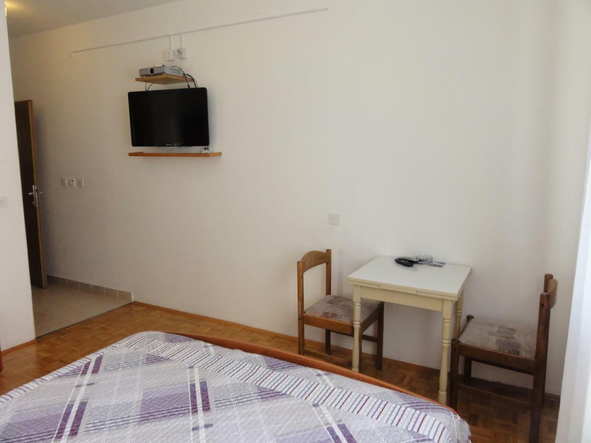 Nice And Cozy Apartment Ferry In メドゥリン エクステリア 写真
