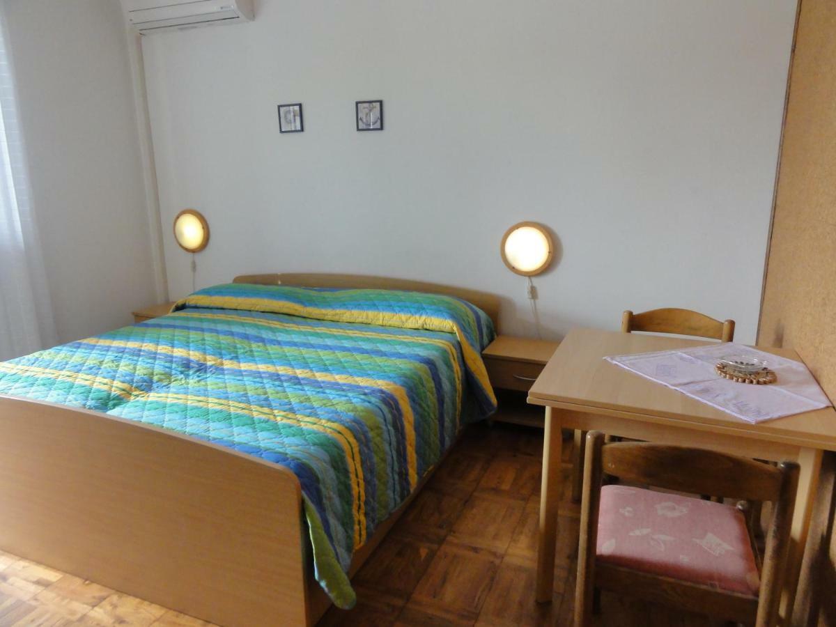 Nice And Cozy Apartment Ferry In メドゥリン エクステリア 写真